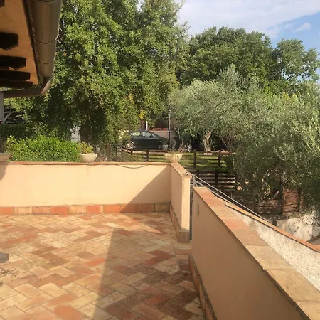 La Torre Del Gatto Apartment *